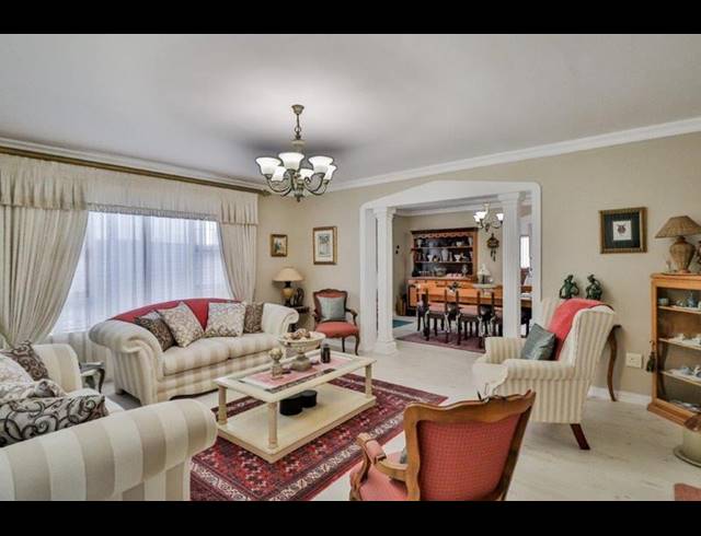 4 BEDROOM HOUSE FOR SALE IN STILBAAI-WES